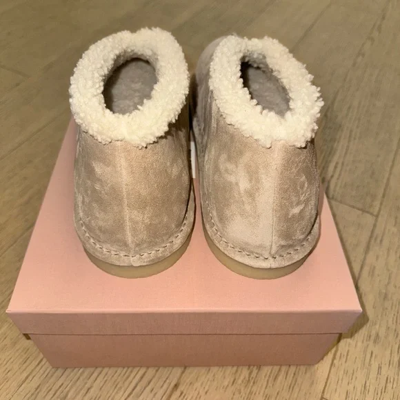 Miu Miu shearling suede boots size 40 - Picture 4 of 7